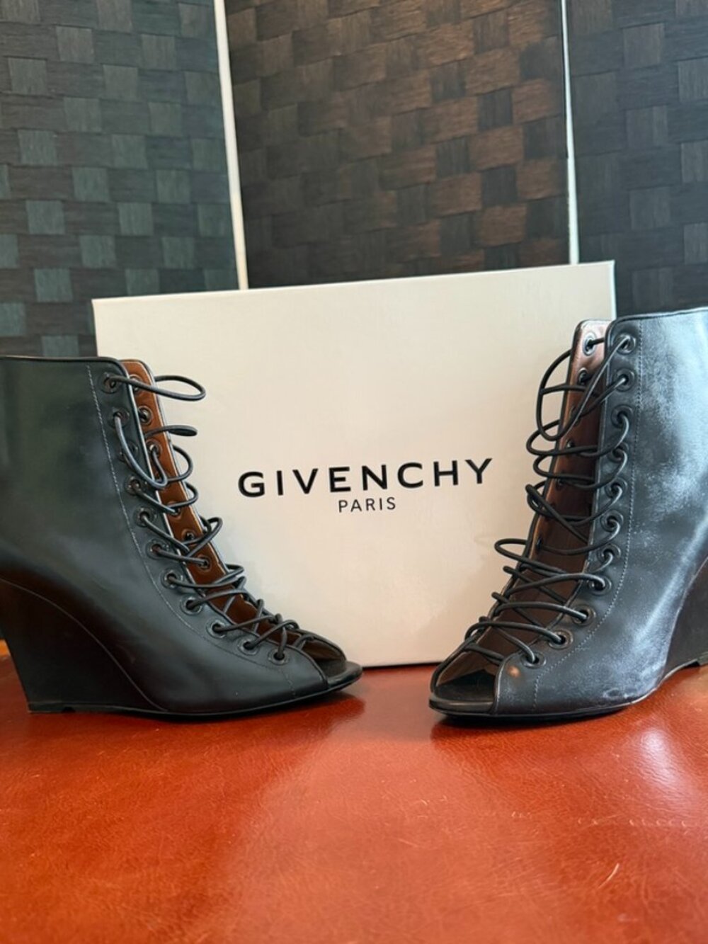 Givenchy Black leather sandal with wedge heel, size 39